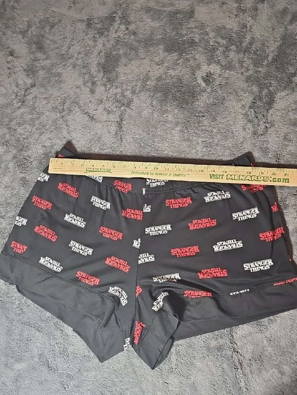 Netflix Stranger Things Short Pajama Set Size XL